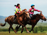 蒙古族体育（赛马）