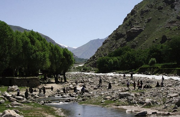 ئافغانىستان پۇقرالىرىنىڭ ئۇرۇشتىن كېيىنكى تۇرمۇشى (2)
