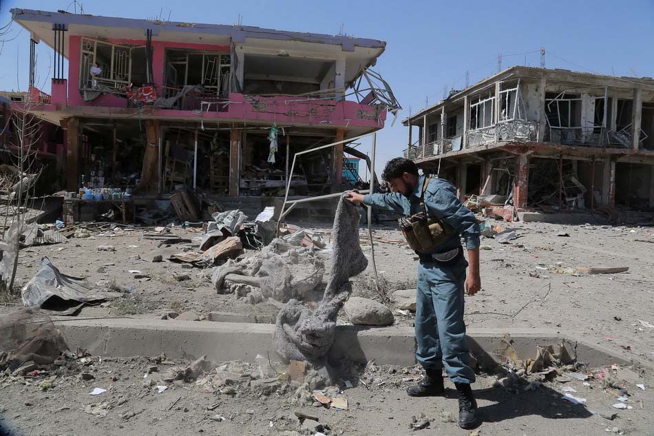 ئافغانستان ھۆكۈمەت ئاپپاراتلىرى ھۇجۇمغا ئۇچراپ، ئۆلگەن-يارىلانغانلار 174 كە يەتتى(1)